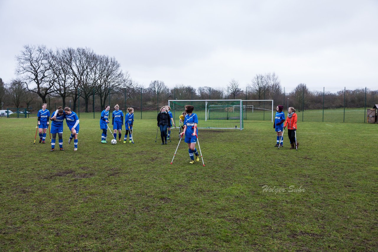 Bild 292 - C-Juniorinnen FSG-BraWie 08 - TuS Tensfeld : Ergebnis: 0:8